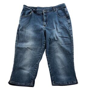 Riders Women's Capri Jeans Size 38x19 Measured Blue Denim High Rise Cropped Casu